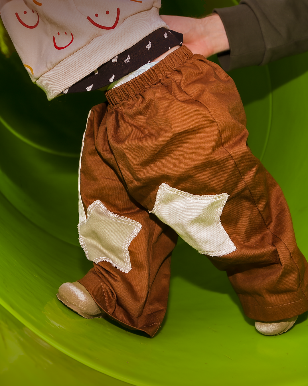 Miles Trousers in Tablea